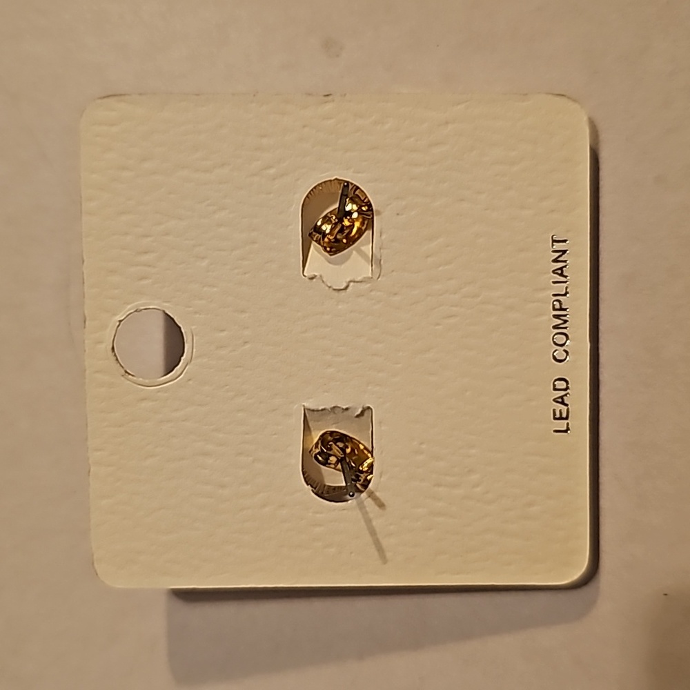 LOU & CO NWT Double Heart Gold Drop Earrings - Picture 7 of 11